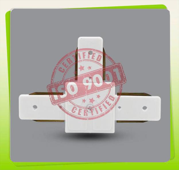 Khớp nối chữ T – trắng PRO04W